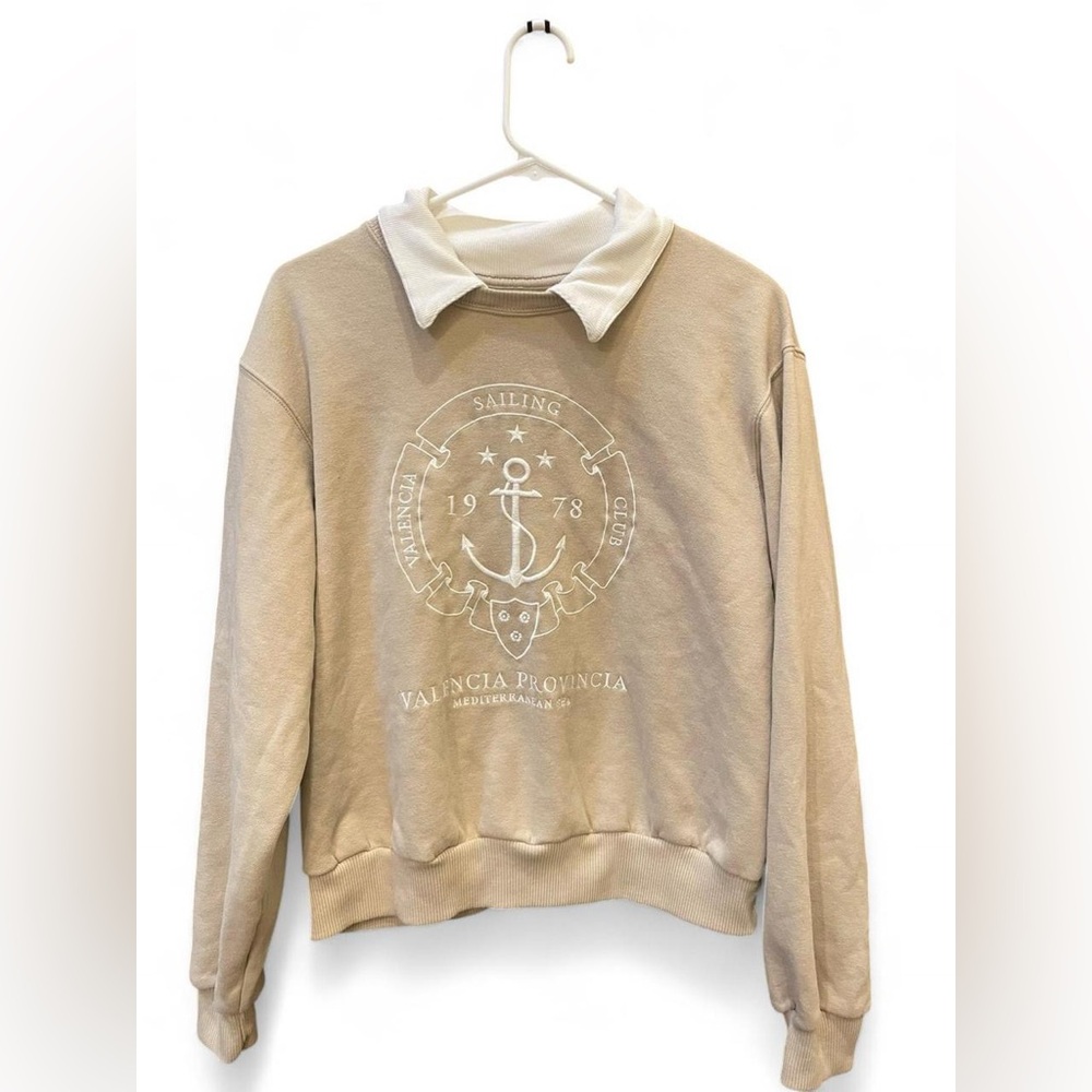 Hollister Cream Anchor Sweatshirt